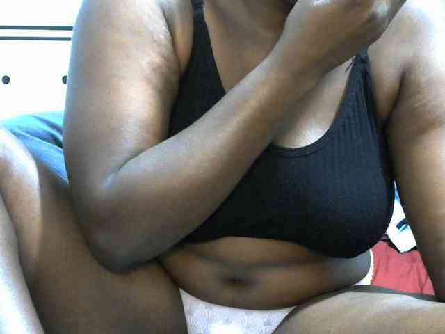 NastyEbony002 webcam
