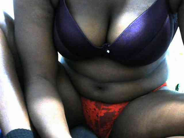NastyEbony002 webcam