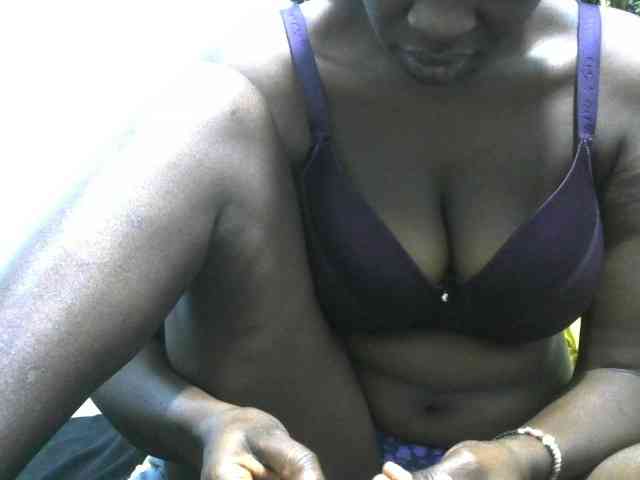 NastyEbony002 webcam
