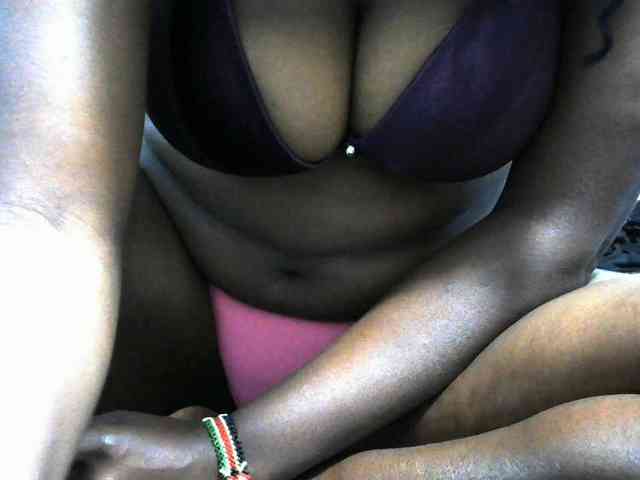NastyEbony002 webcam
