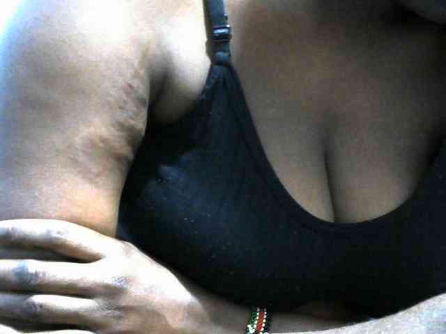 NastyEbony002 webcam