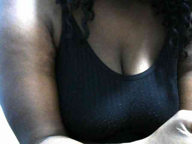 NastyEbony002 webcam