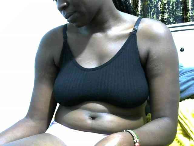 NastyEbony002 webcam
