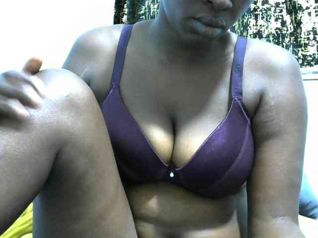 NastyEbony002 webcam