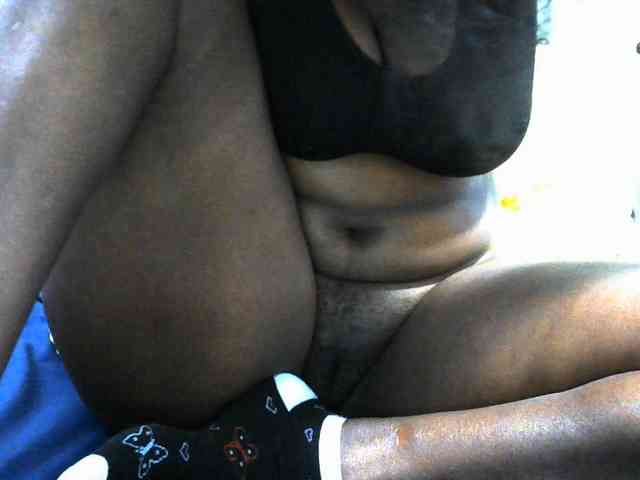 NastyEbony002 webcam