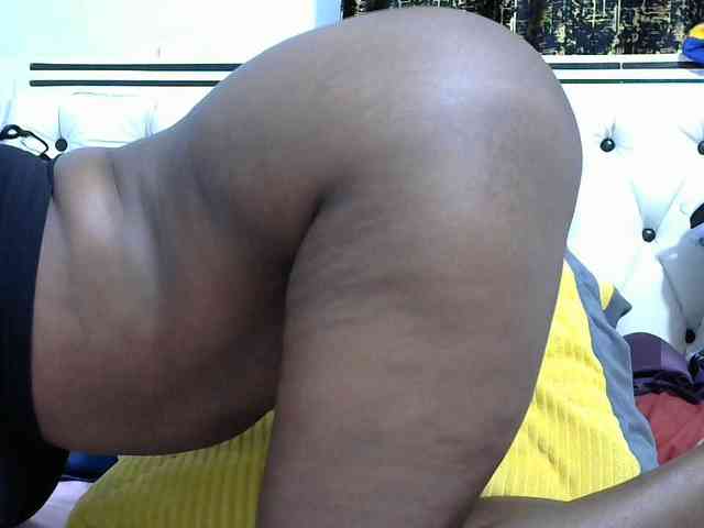 NastyEbony002 webcam