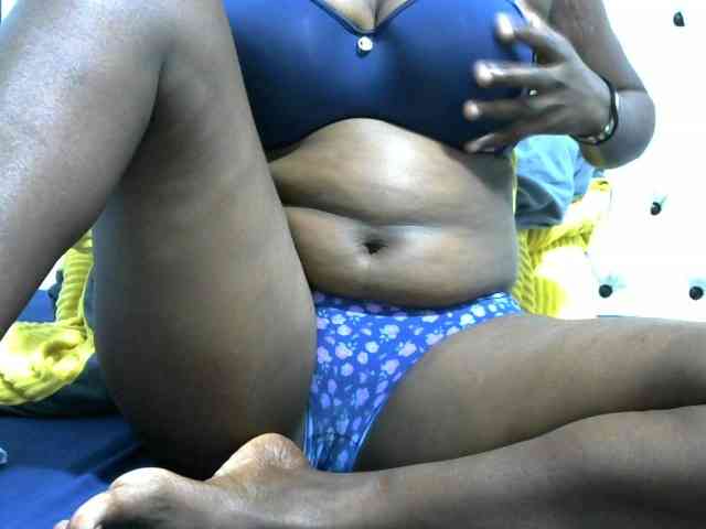 NastyEbony002 webcam