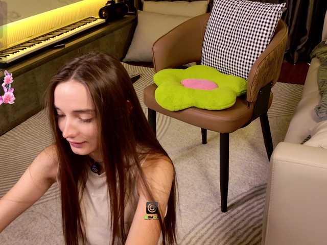 AnnyShore's BongaCams show and profile