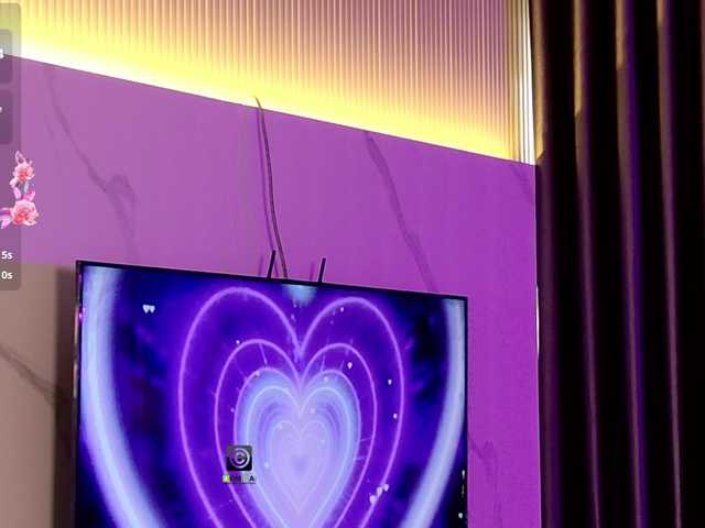 AnnyShore Nude Live Sex Shows