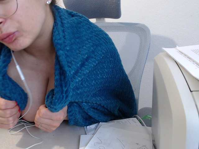 VelvetSin8's BongaCams show and profile