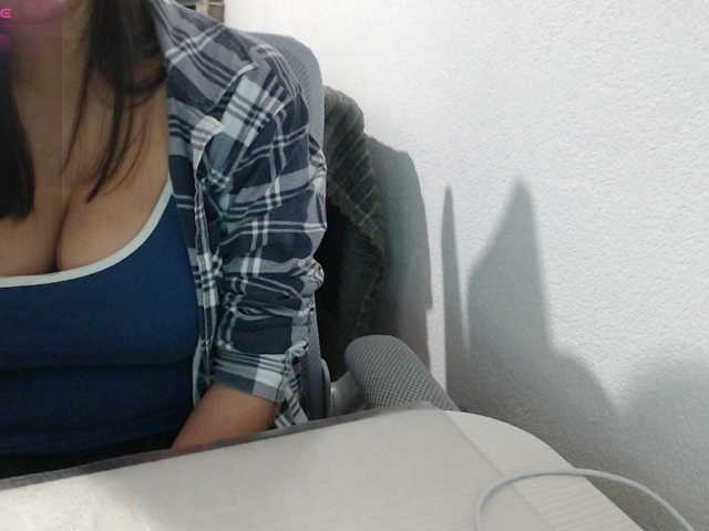 KristinaTitsBest live cam preview