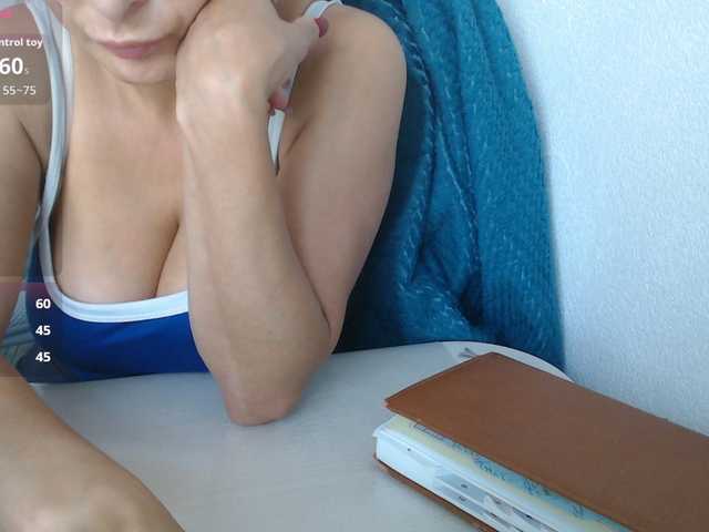 VelvetSin8 live cam on BongaCams