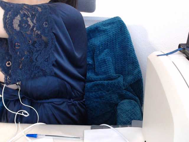 VelvetSin8's BongaCams show and profile