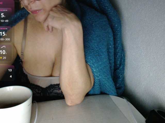 KristinaTitsBest live cam preview
