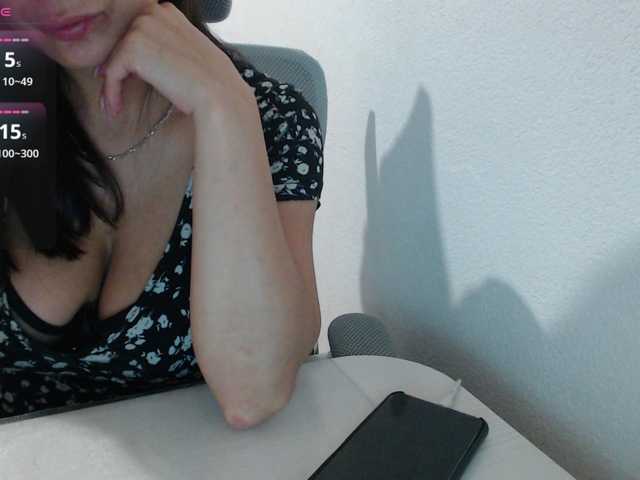 VelvetSin8 live cam on BongaCams