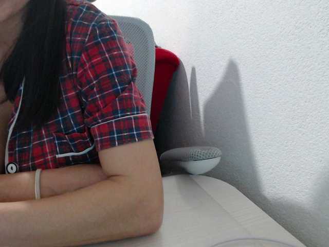 KristinaTitsBest live cam preview