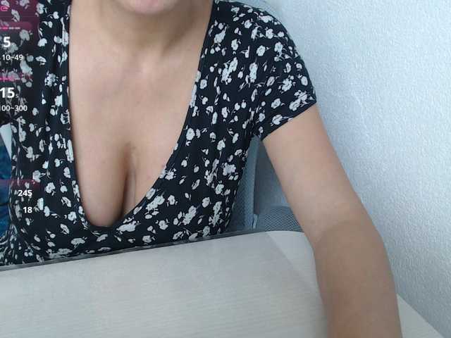 VelvetSin8 live cam on BongaCams