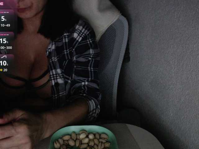 VelvetSin8 live cam on BongaCams