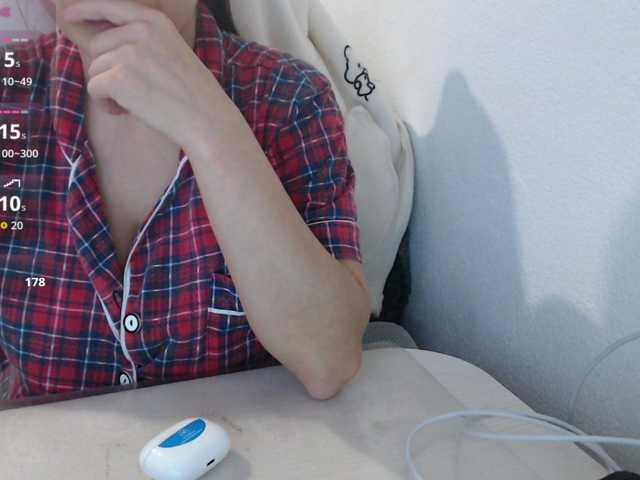 KristinaTitsBest live cam preview