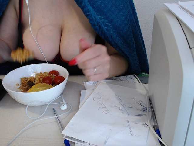 VelvetSin8's BongaCams show and profile