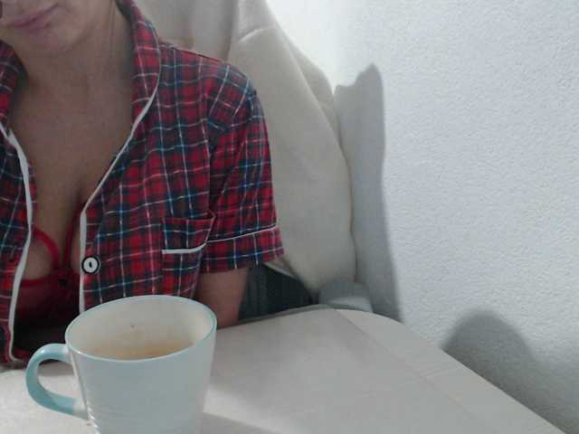 KristinaTitsBest live cam preview