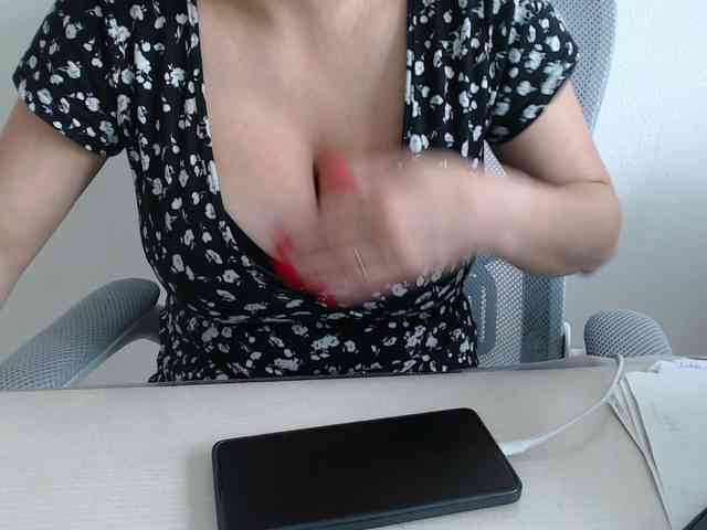 Model: CrazyTitsBest