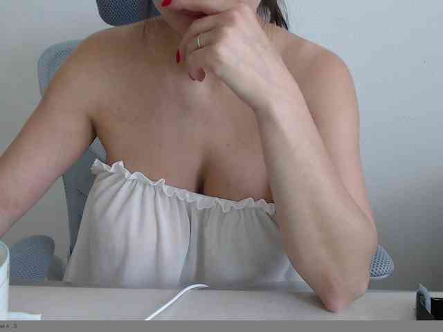 Model: CrazyTitsBest