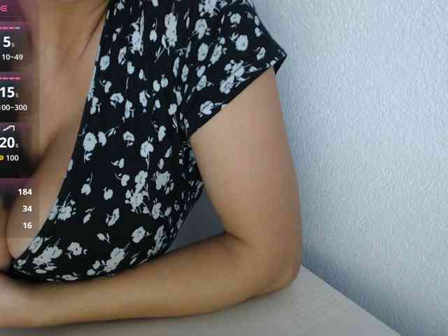 KristinaTitsBest webcam