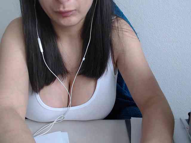 Model: CrazyTitsBest