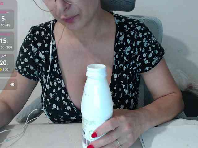 Model: CrazyTitsBest