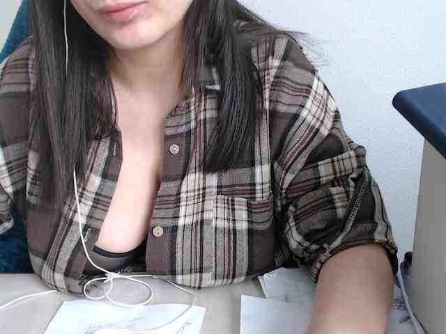 Model: CrazyTitsBest