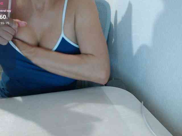 KristinaTitsBest webcam