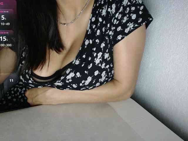 KristinaTitsBest webcam