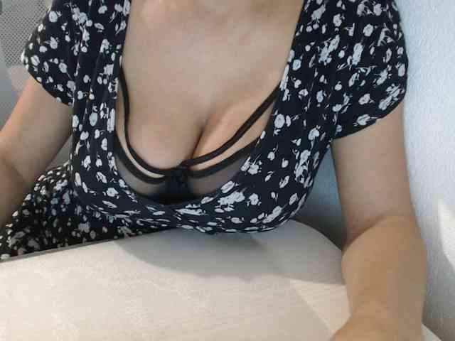 KristinaTitsBest webcam