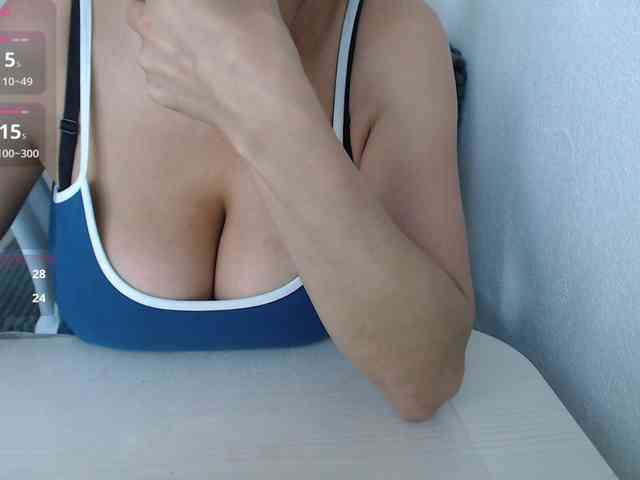 KristinaTitsBest webcam