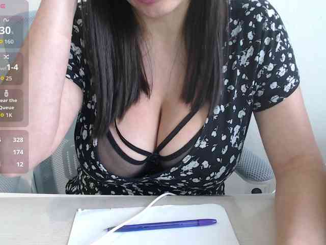 Model: CrazyTitsBest