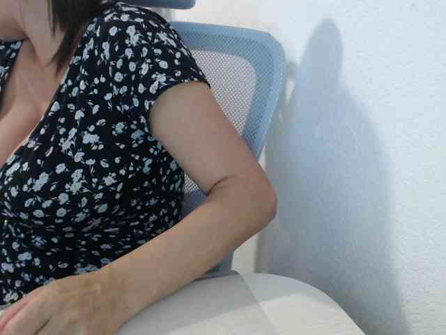 KristinaTitsBest webcam