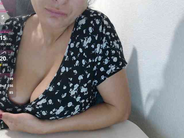 KristinaTitsBest webcam