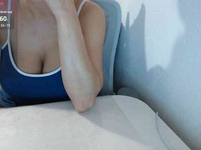 Model: KristinaTitsBest
