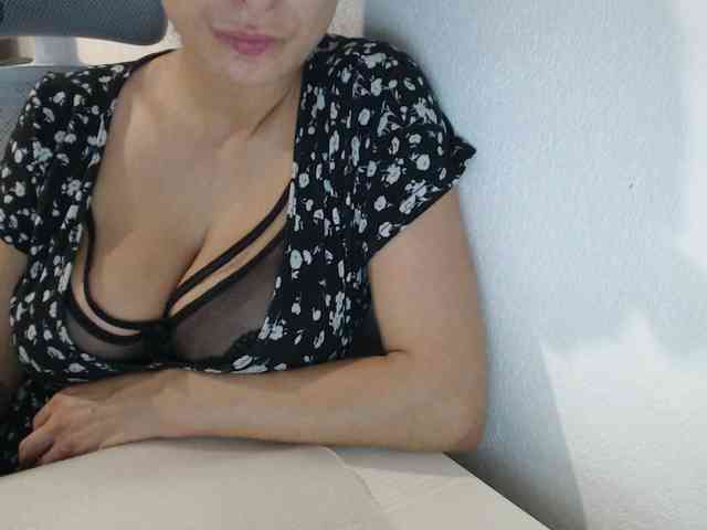 KristinaTitsBest webcam