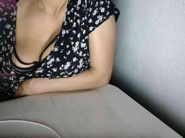 KristinaTitsBest webcam