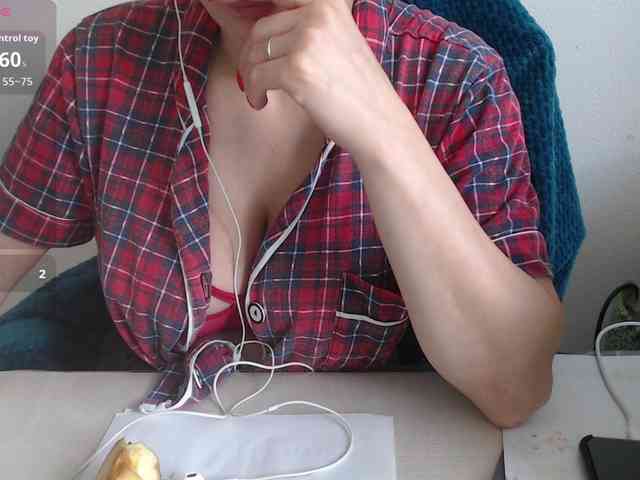 Model: CrazyTitsBest