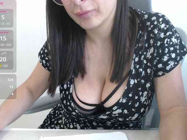 Model: CrazyTitsBest