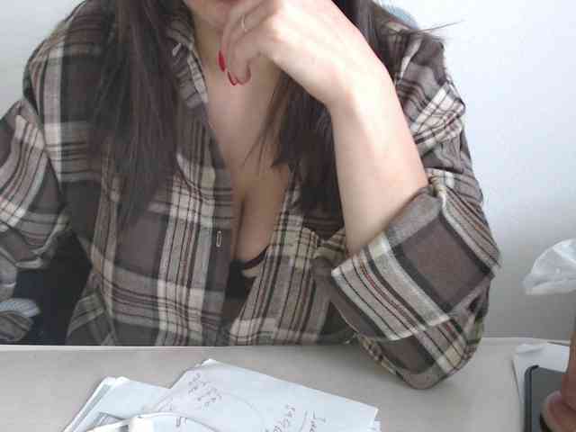 Model: CrazyTitsBest