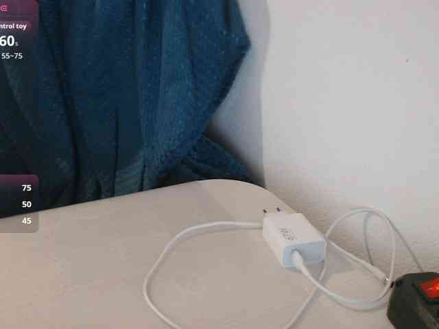 KristinaTitsBest webcam