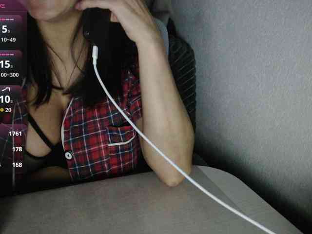 KristinaTitsBest webcam