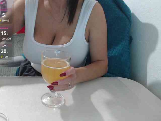 KristinaTitsBest webcam