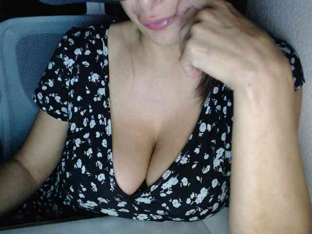 Model: KristinaTitsBest