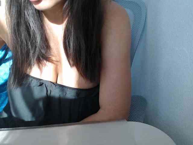 Model: KristinaTitsBest