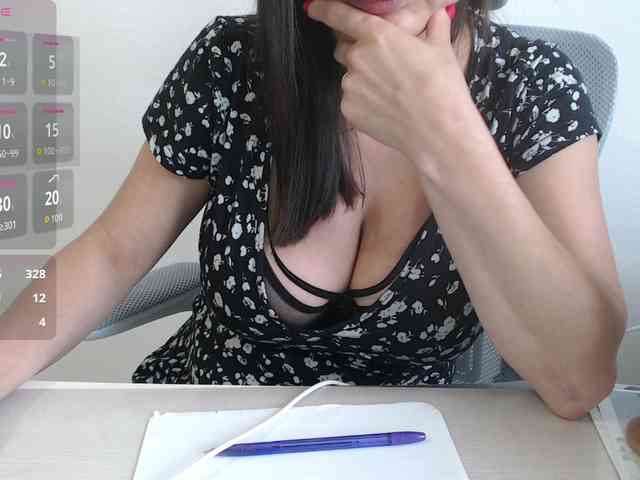 Model: CrazyTitsBest